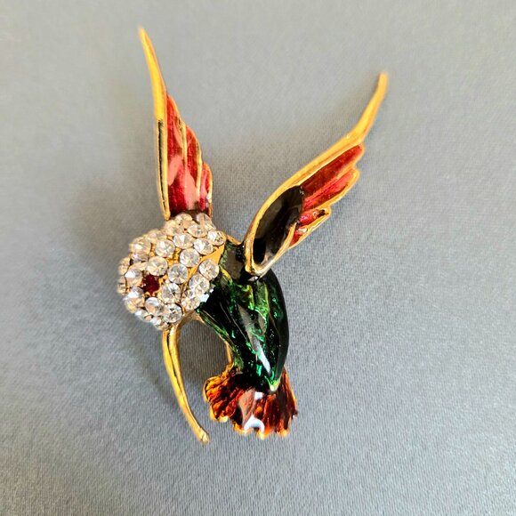 Vintage Rhinestones and enamel Hummingbird Brooch Pin. Bird lover gift. - Picture 1 of 4